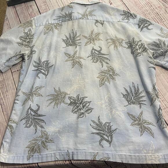 Batik Bay Shirt Men L Tropical Short Sleeves Collared Button Down Cotton - Picture 5 of 10